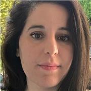 Je maîtrise très bien la langue arabe et je suis prête a donner des cours aux enfants et adultes